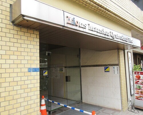 物件外観写真2　(エントランス)