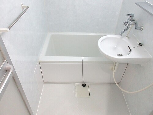 物件内観写真7　(浴室)