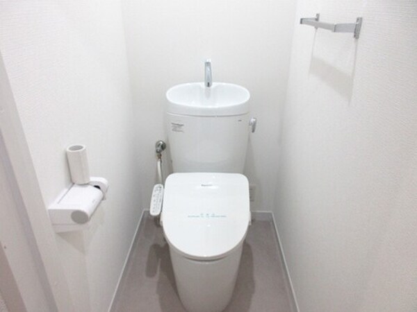 トイレ(トイレ)