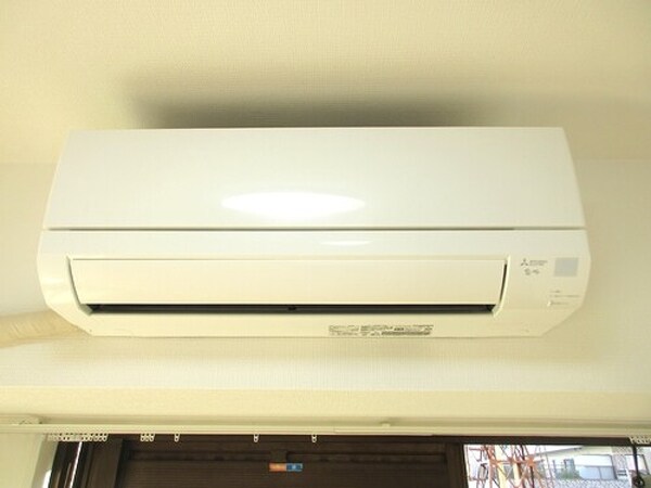 建物設備(リビングダイニング　エアコン)