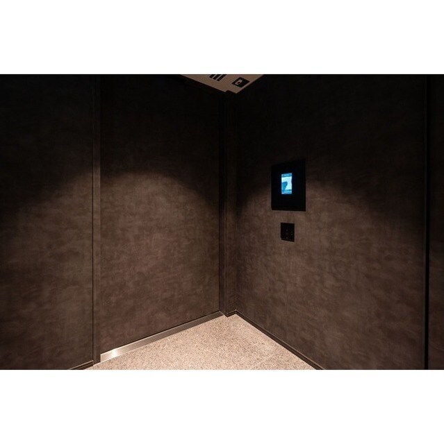 物件内観写真9　(入口)