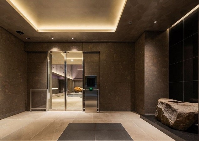 物件内観写真18　(エントラス入口)