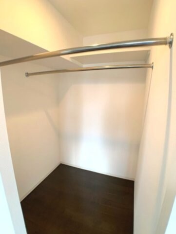 物件内観写真9　(プロスペクトＫＡＬＯＮ三ノ輪のウォークインクローゼットです)