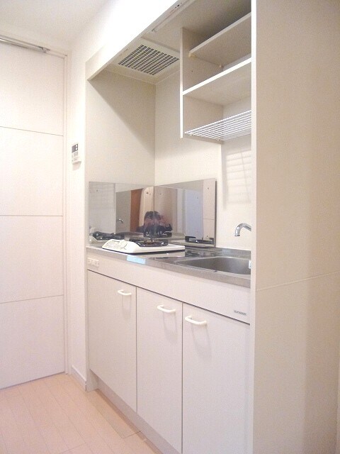 物件内観写真5　(ラクラス新御徒町のキッチンです)