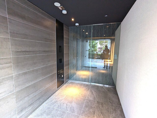 物件内観写真17　(タッチキーのモニター付オートロックセキュリティです)