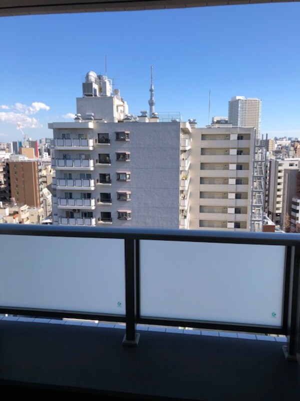 建物設備(上層階からはスカイツリーと隅田川花火の2会場ともバルコニーか)
