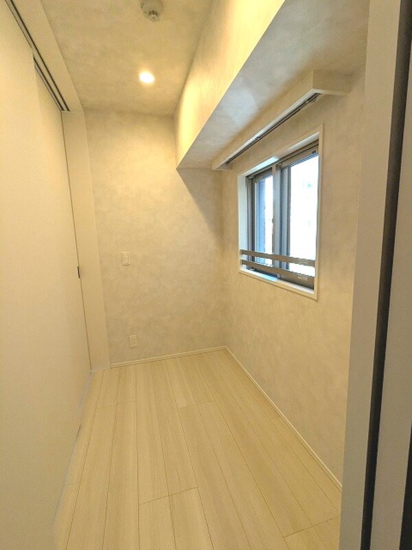 建物設備(洋室にダウンライト付き)