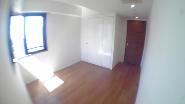 物件内観写真15　(洋室・他タイプ参照)