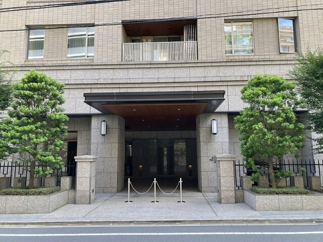 物件内観写真14　(エントランス)