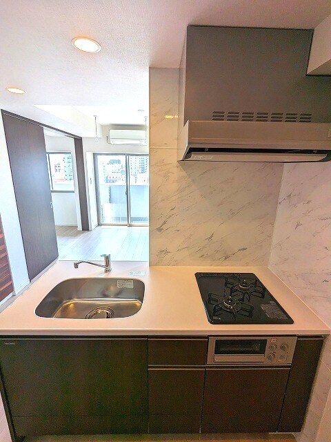 物件内観写真20　(瀟洒でお手入れ楽なガラストップコンロです)