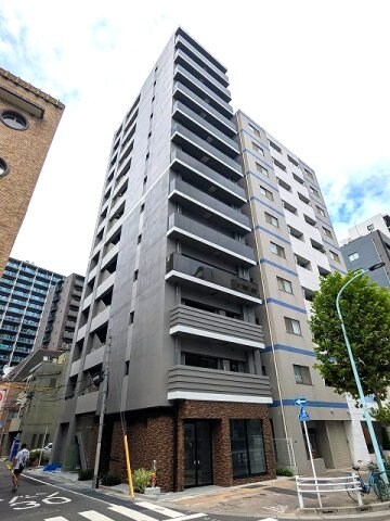 物件内観写真21　(大通りに面し安心の場所です、道路側は遮音性・防犯性・遮熱効果)