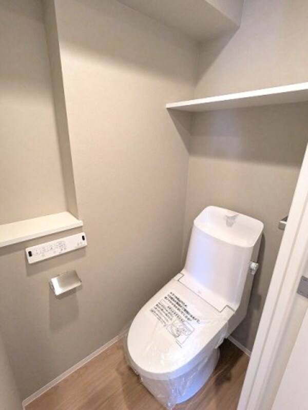 トイレ(温水洗浄便座です)