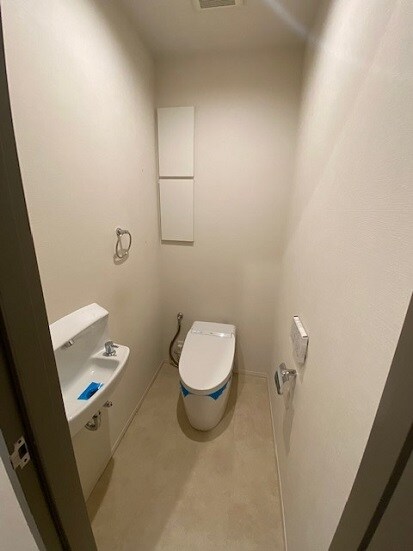 物件内観写真14　(トイレ)