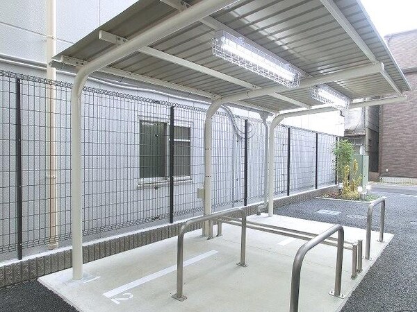 建物設備(パークアクシス東上野のバイク置場です)