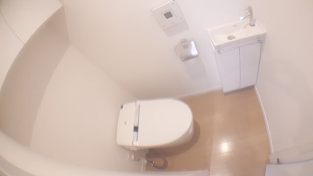 物件内観写真28　(トイレ・同反転タイプ参照)