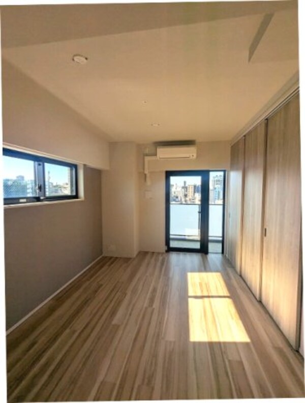 建物設備(インターネット無料、角部屋2面採光、リビングと各洋室にエアコ)