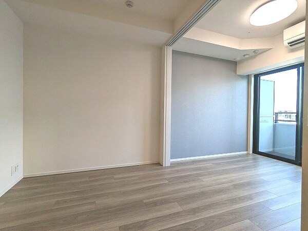 建物設備(ダイニングと洋室を広げて開放感ある空間です)