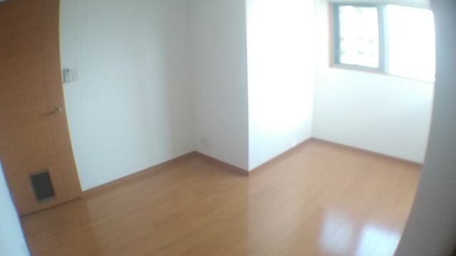 物件内観写真11　(洋室)