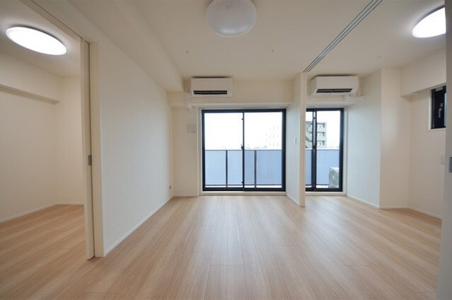 物件内観写真8　(リビング)