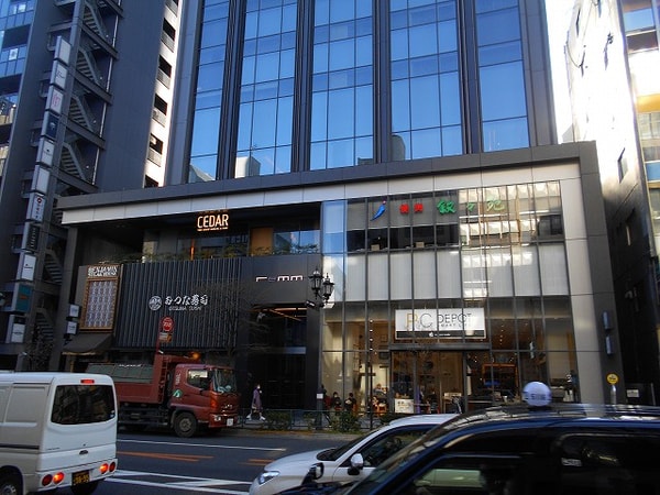 周辺環境(叙々苑六本木店 639m)