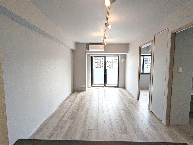 物件内観写真19　(南向き
エアコン３台付です
インターネット無料
ペット可)