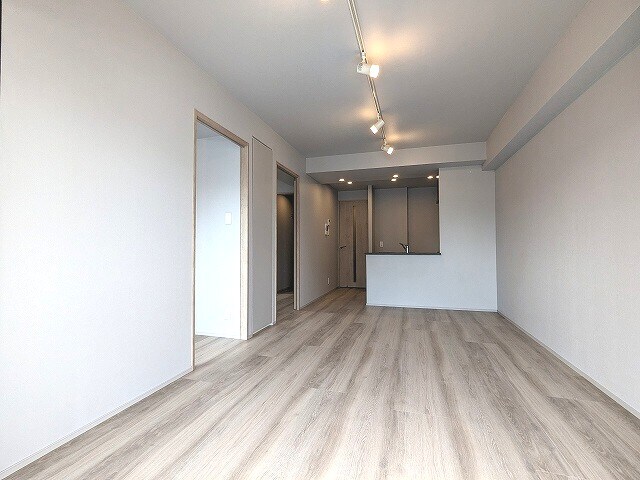 物件内観写真23　(南向き
エアコン３台付です
インターネット無料
ペット可
カ)