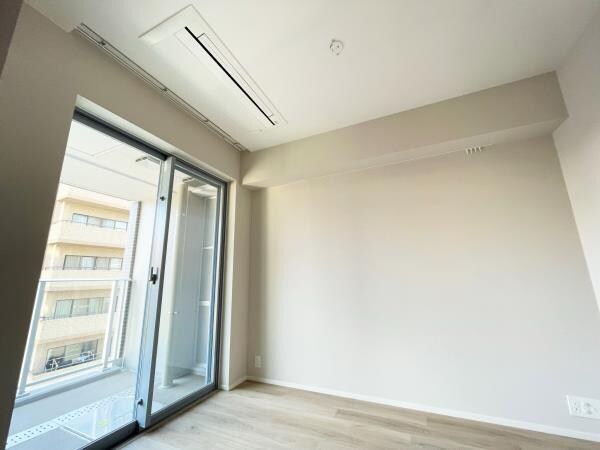 物件内観写真10　(洋室)