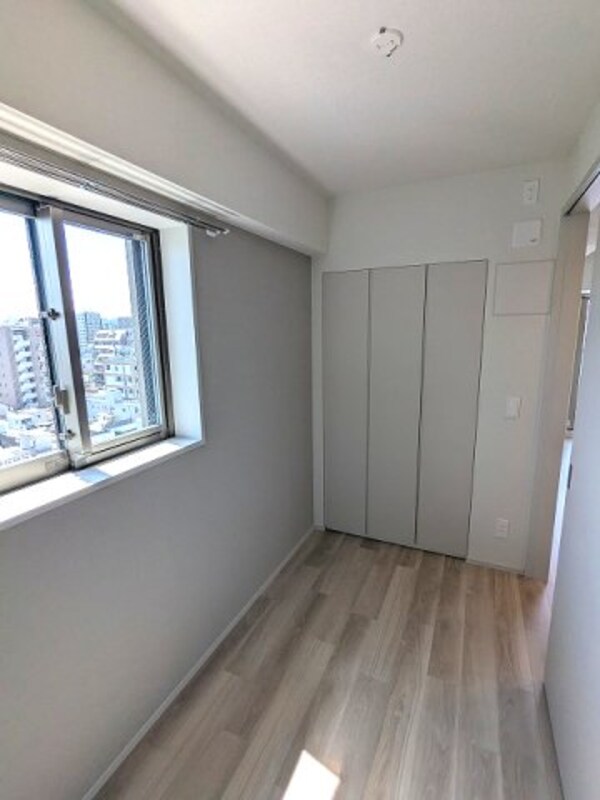 建物設備(3.3帖洋室
インターネットWi-Fi無料NURO光
ペット)