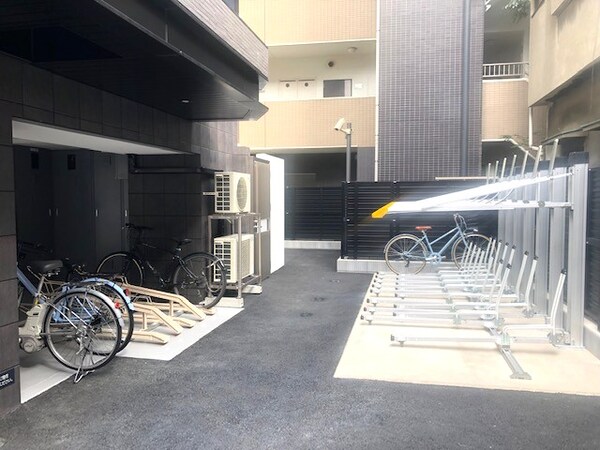 建物設備(駐輪場)