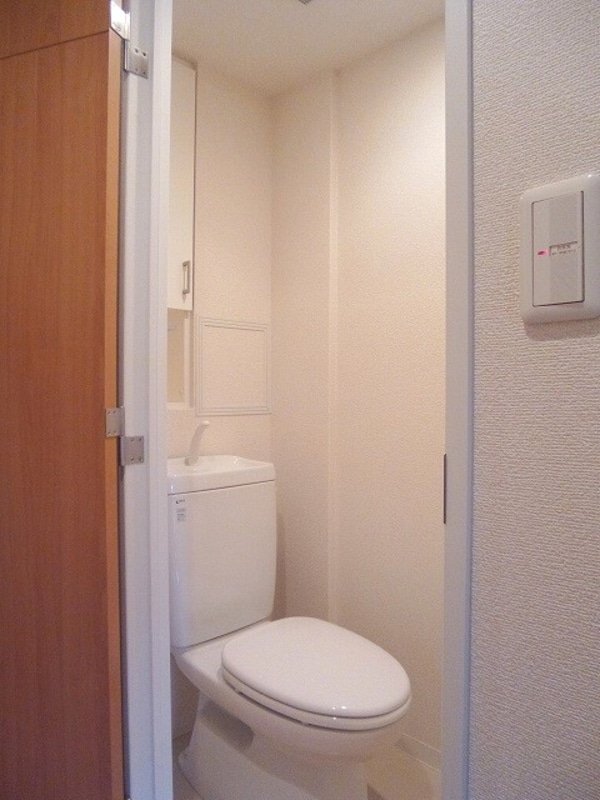 建物設備(温水洗浄便座取り付け可能です)