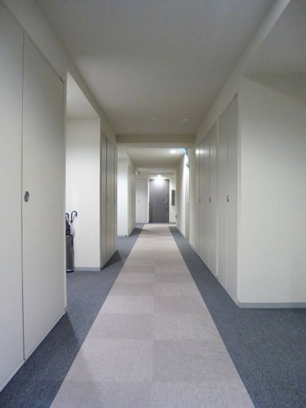建物設備(ホテルライクな内廊下)