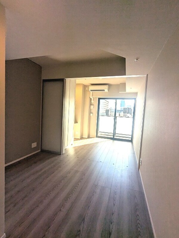 建物設備(リビング
南向き日当り良好)