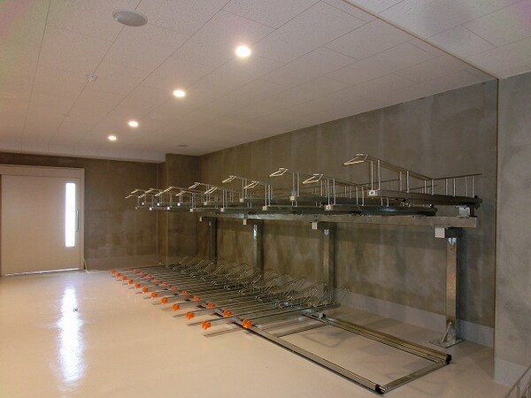 建物設備(駐輪場)