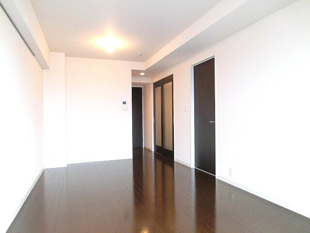 物件内観写真4　(パークアクシス元浅草ステージのリビングです)