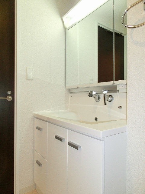 物件内観写真12　(パークアクシス元浅草ステージの独立洗面室です)