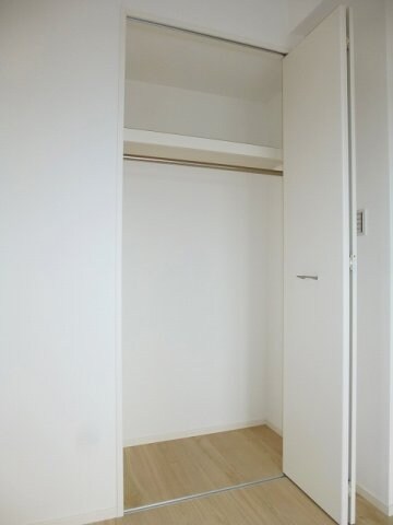 物件内観写真21　(クローゼット)