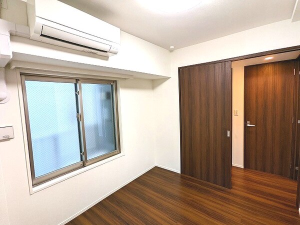 建物設備(4.8帖洋室です)