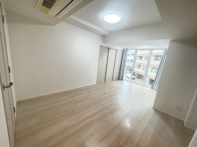 物件内観写真14　(リビング)