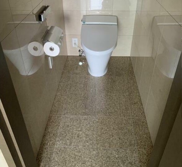 物件内観写真15　(トイレ)