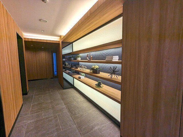 物件内観写真14　(ロビー)