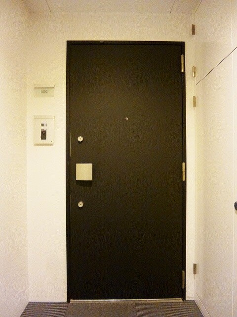 物件内観写真21　(プロスペクトＫＡＬＯＮ三ノ輪の玄関です、ダブルロックセキュリ)