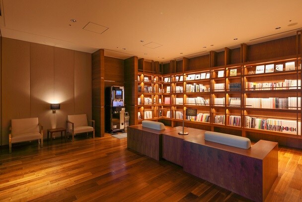 物件内観写真6　(ライブラリーラウンジ)