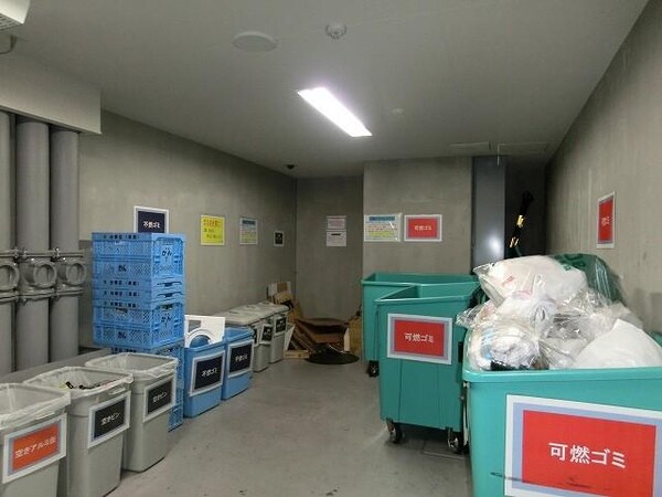 建物設備(コンフォリア浅草橋の２４時間利用可能なごみ置き場です)