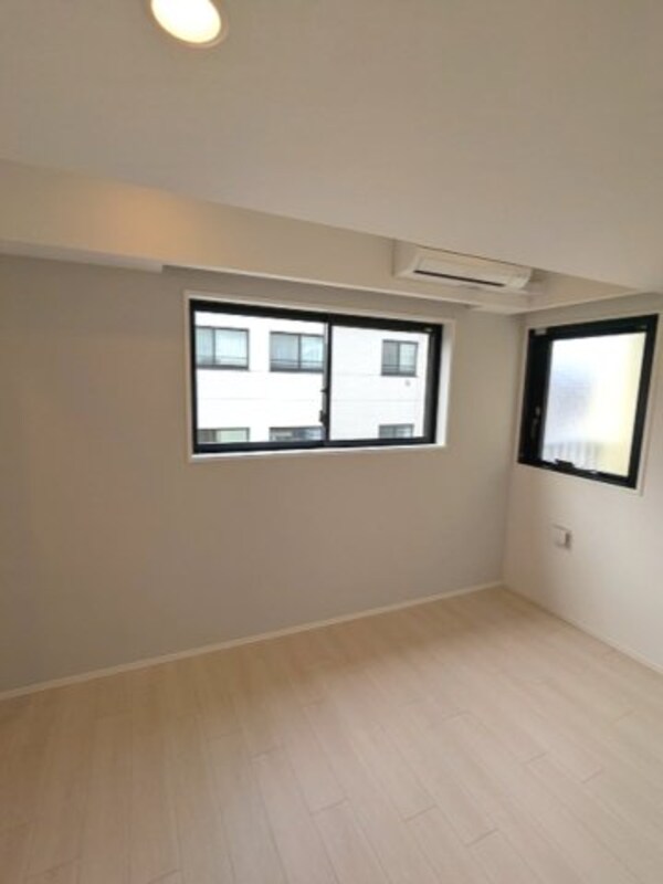 内装他(4.6帖洋室、ウォークインクローゼット、インターネット無料、)