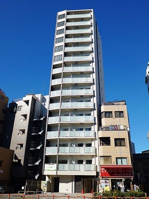 物件外観写真1　(グランカーサ三ノ輪の外観です)