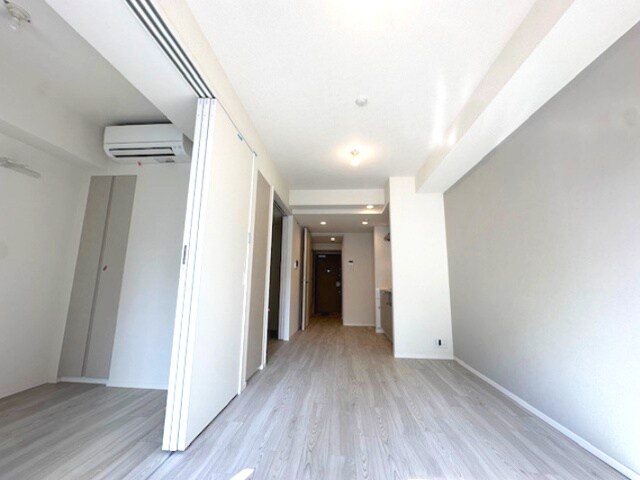 物件内観写真6　(インターネットWi-Fi無料、エアコン3台付)