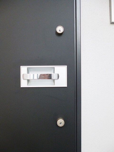 物件内観写真19　(ダブルロックセキュリティ、デザイン性高い玄関ドアノブです)