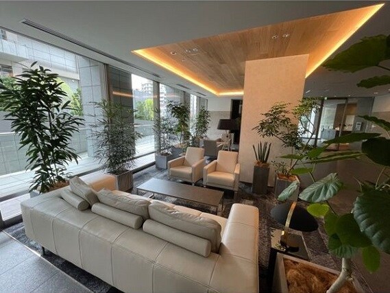 物件内観写真16　(ロビーラウンジ)