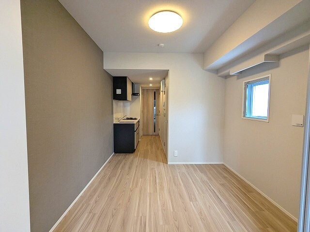 物件内観写真6　(角部屋、インターネットWi-Fi無料、ダイニングに床暖房と照)