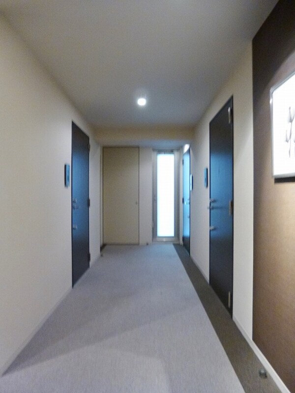 建物設備(ホテルライクな内廊下です)